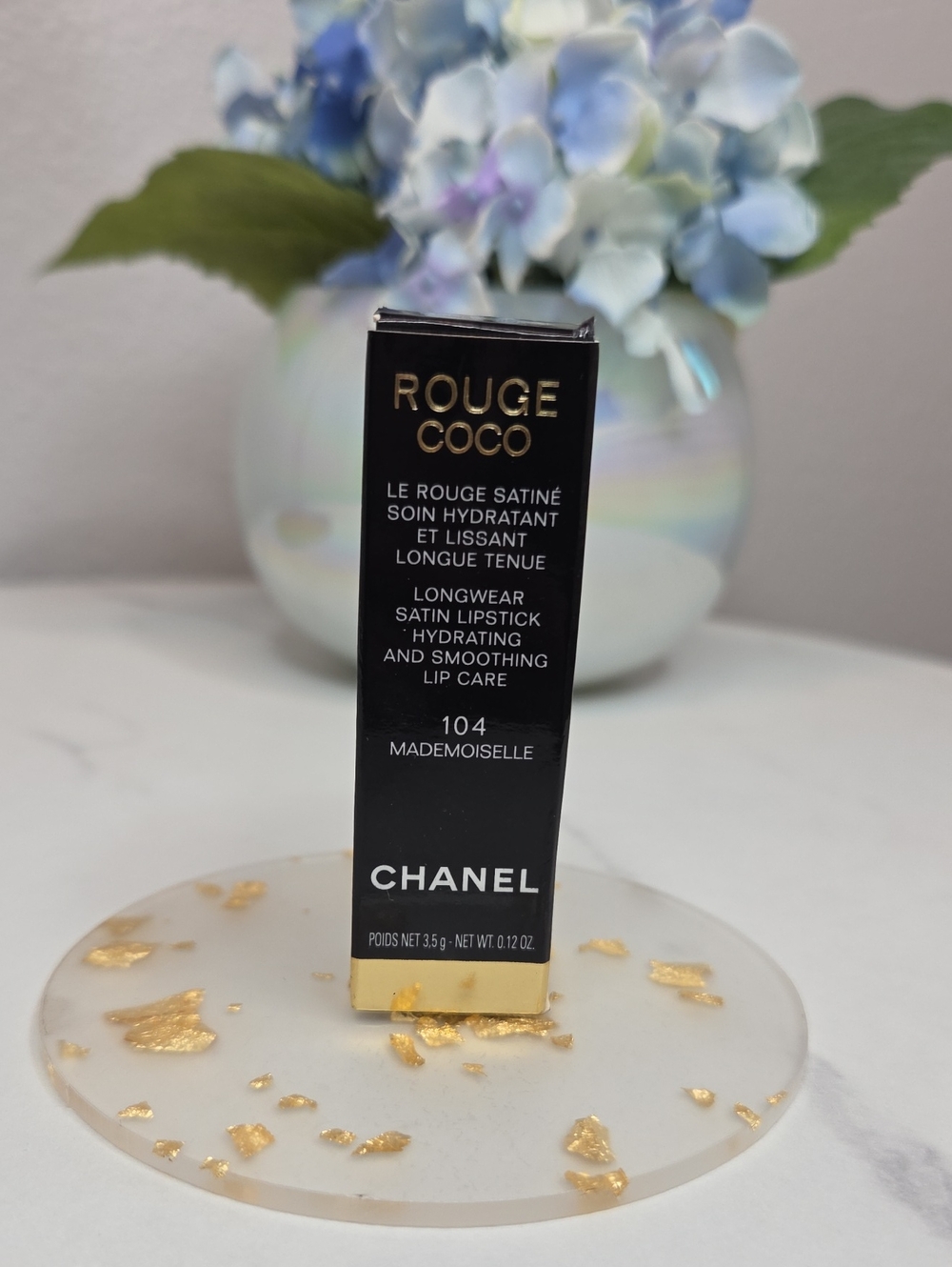 CHANEL Rouge Coco Satin Lipstick 104 Mademoiselle - Classic Pink